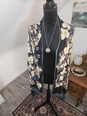 Jessica Simpson Floral Scarf Wrap